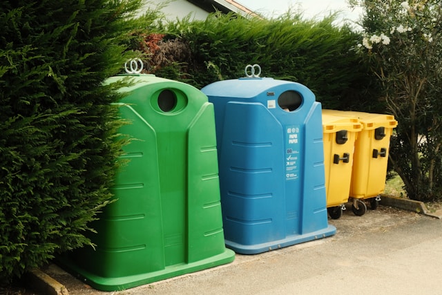 Waar op letten bij afvalcontainers huren voor bedrijfsafval